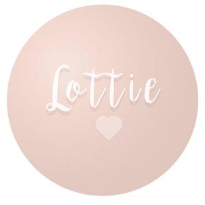 Meet your Posher, Lottie